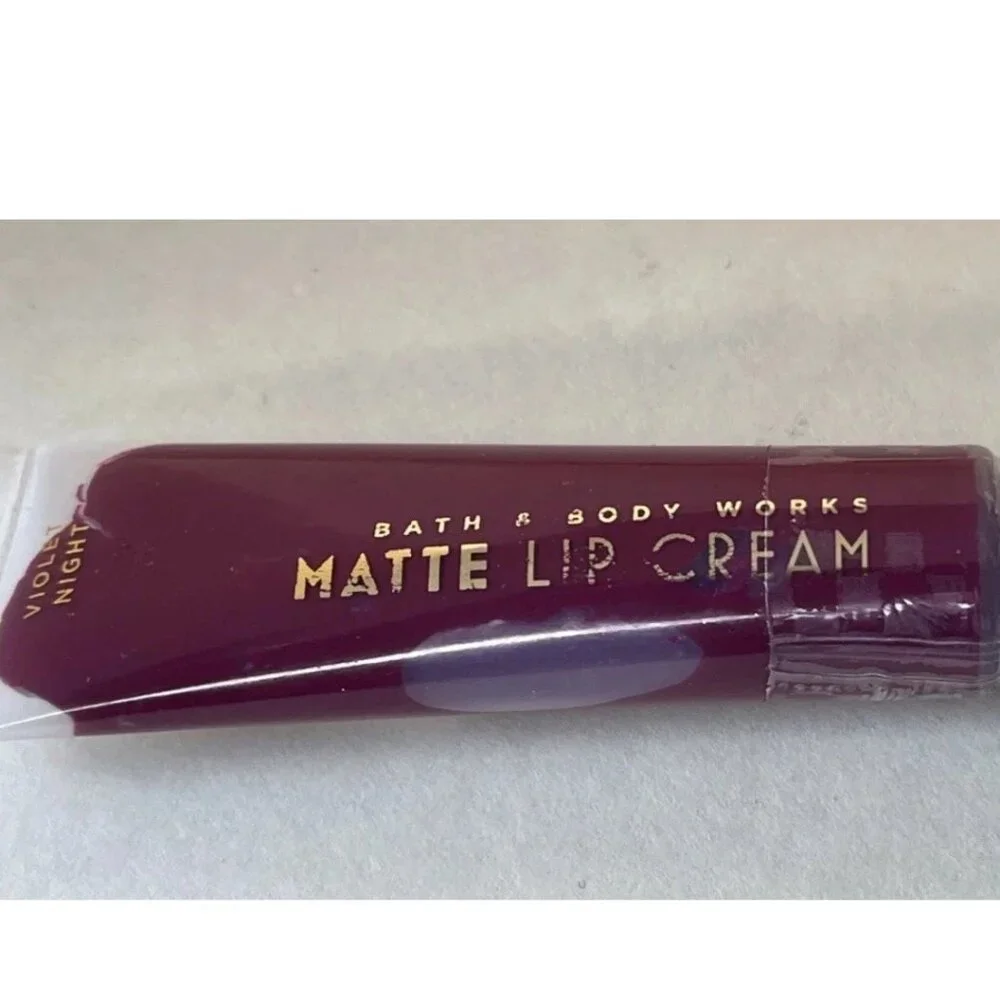 Bath & Body Works Violet Night Matte Lip Cream 0.44 oz New Sealed